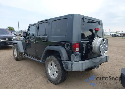 2008 Jeep Wrangler Unlimited X из США, поврежденный, VIN 1J4GA39198L646795